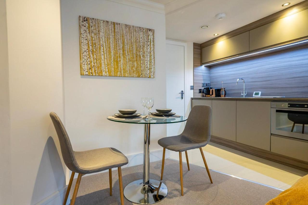 48 Cocoa Suites York Ngoại thất bức ảnh
