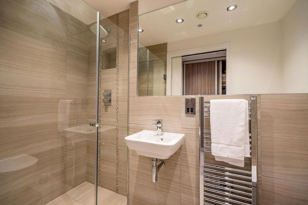 48 Cocoa Suites York Ngoại thất bức ảnh